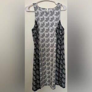 Trina Turk Floral Sleeveless Shift Dress Sundress Black White Resort Preppy XS